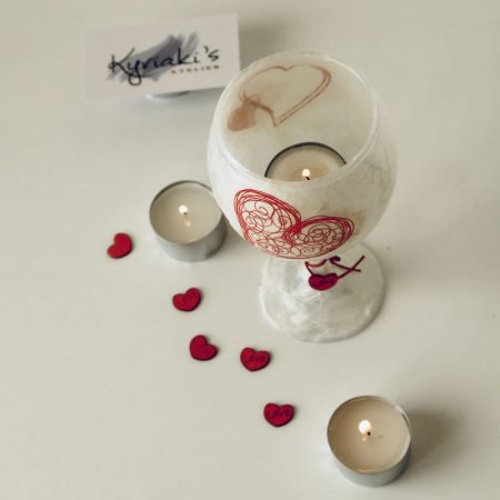 Ποτήρι του κόκκινου κρασιού μεταμορφωμένο σε κηροπήγιο, δώρα εκφράζοντας αγάπη, έρωτα, σου δίνω την καρδιά μου, Unique candle holder, Handmade with love, handmade in Greece