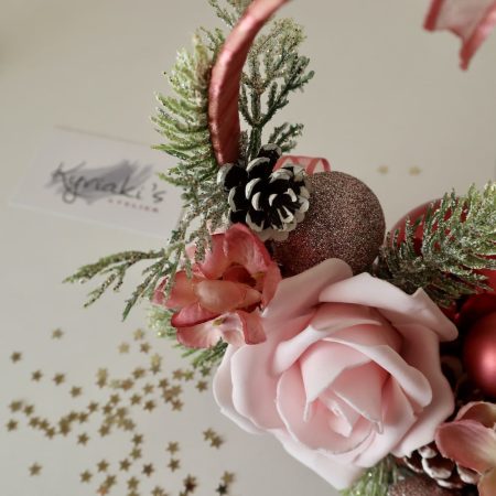 χριστουγεννιάτικο, στεφάνι, τραπεζιού, επιτοίχιο, μοναδικό, δώρο, διακοσμητικό, καρδιά, μπάλες, λουλούδια, τριαντάφυλλα, έλατο, κεντρική, διακόσμηση, τραπεζιού, christmas, wreath, table, wall, unique, gift, decorative, heart, balls, flowers, roses, fir, center, decoration, table
